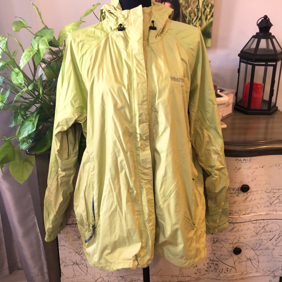 Marmot Jackets & Blazers - MARMOT WOMENS LIGHT GREEN RAIN JACKET SIZE XL